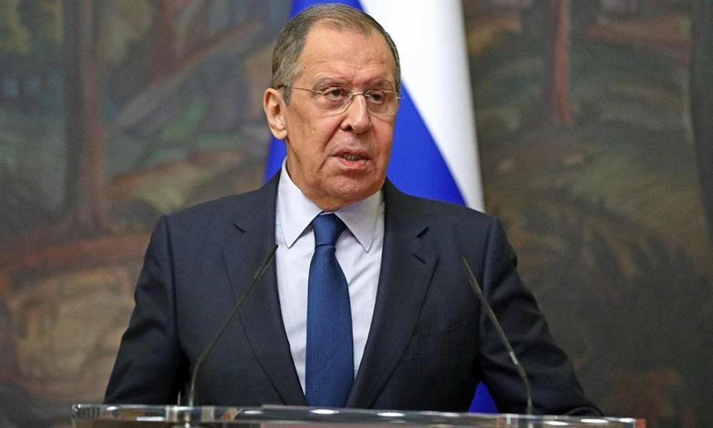 Λαβρόφ: Η ΕΕ εντείνει την πολιτική περιορισμού της Ρωσίας